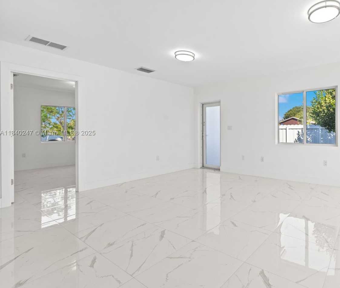 Small Image of 231 NORTH WEST 3RD AVE #2, Florida City Number 12