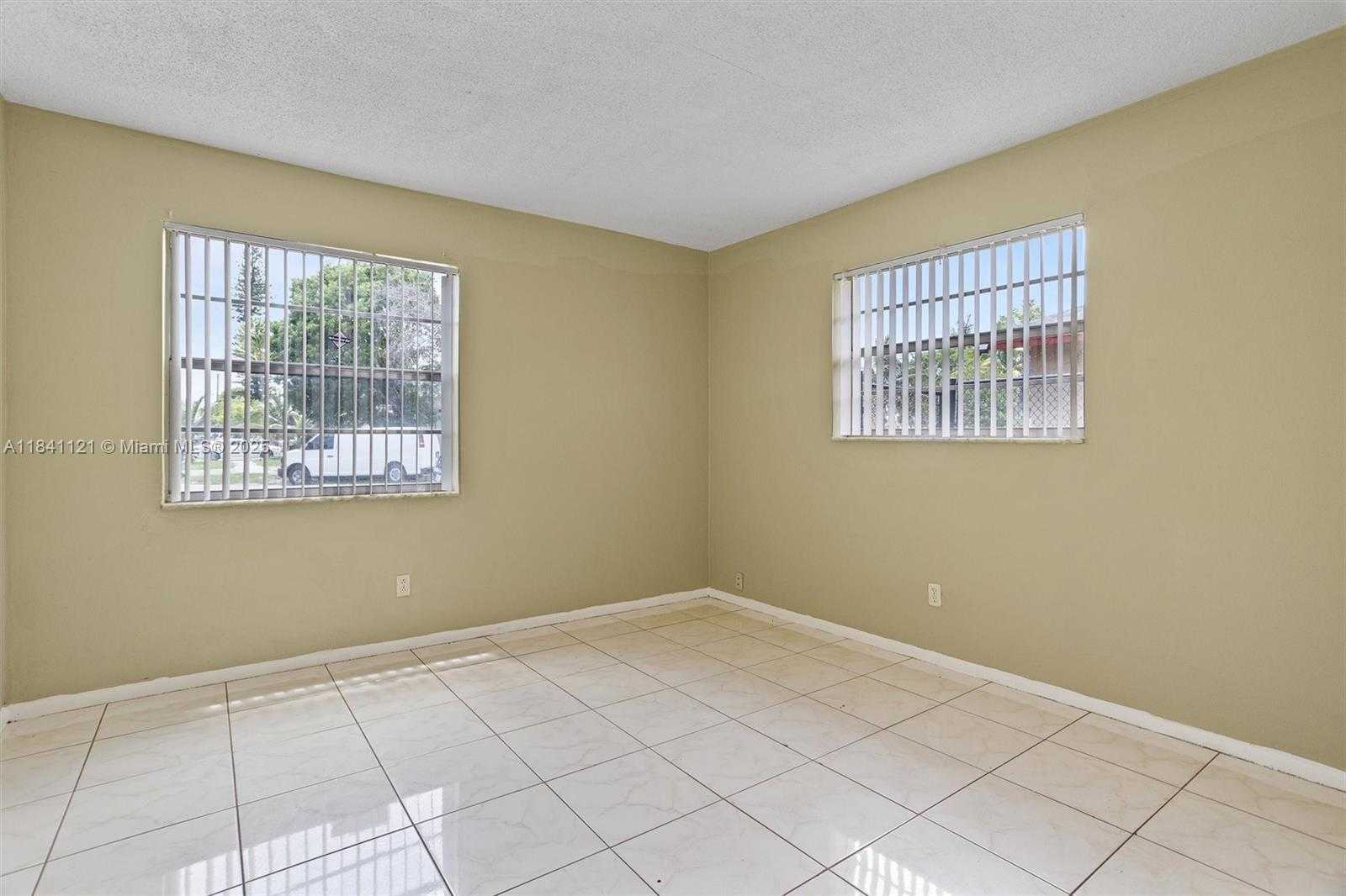 Small Image of 1630 NORTH WEST 52ND AVE, Lauderhill Number 17