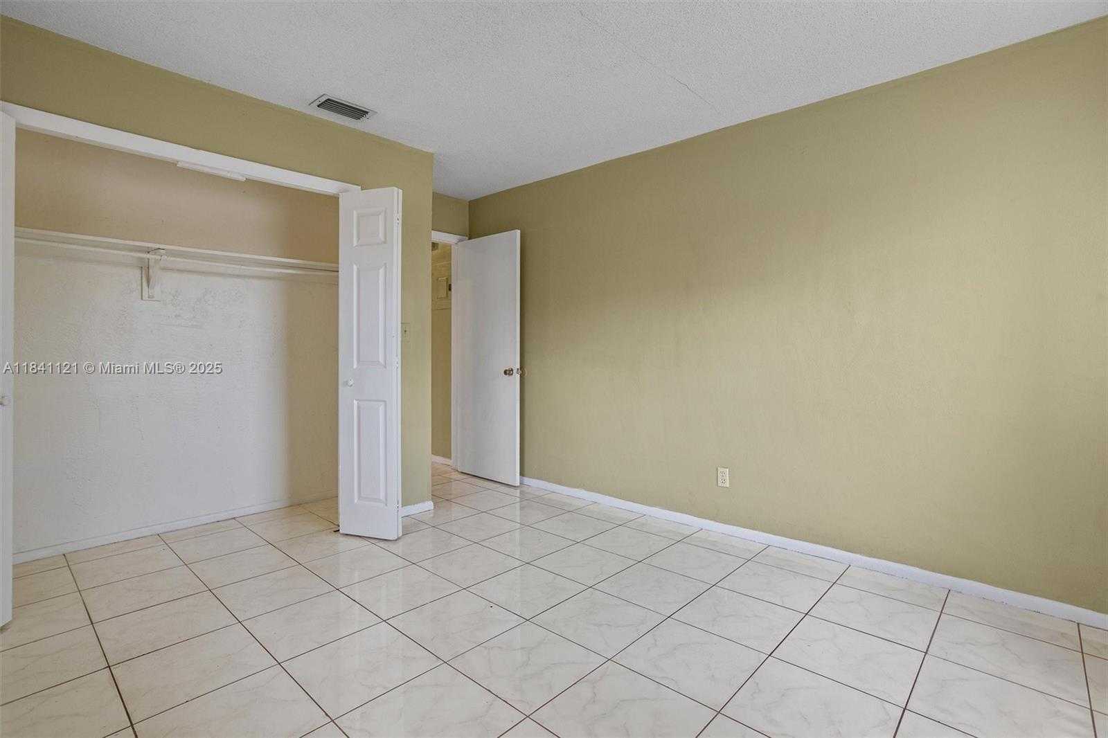 Small Image of 1630 NORTH WEST 52ND AVE, Lauderhill Number 18