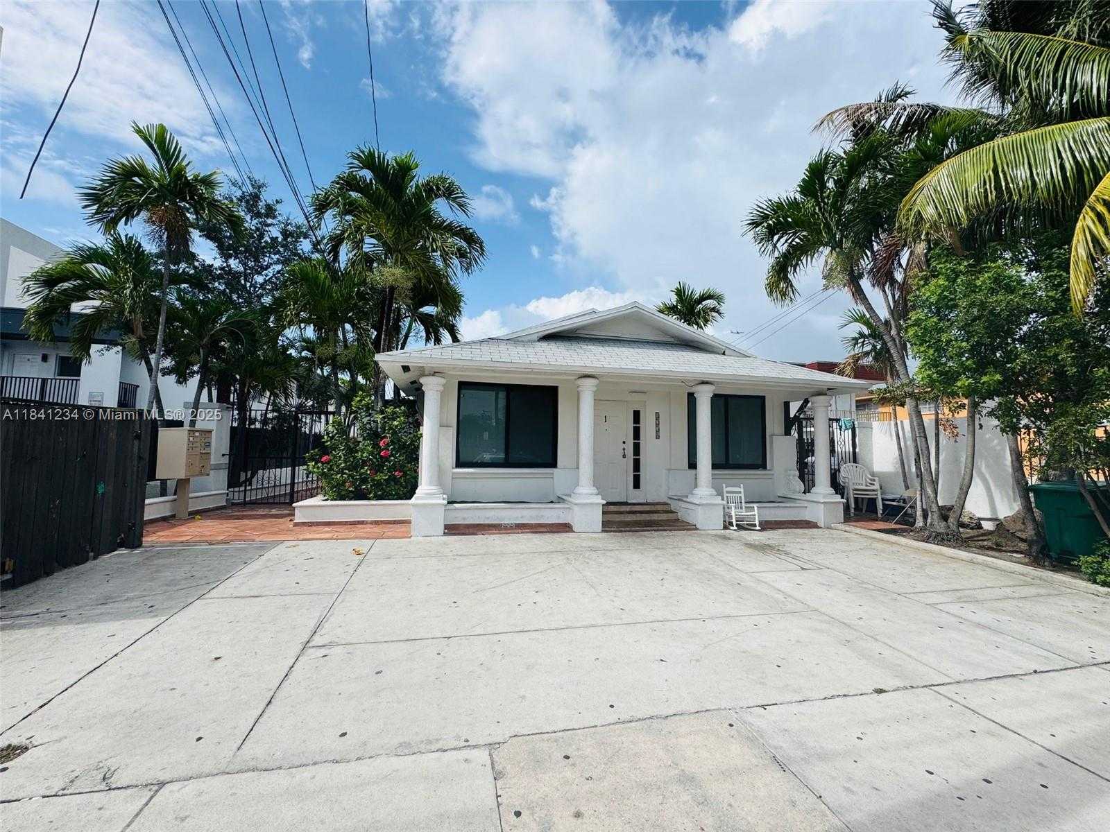 Small Image of 1238 SOUTH WEST 4TH ST #8, Miami Number 14