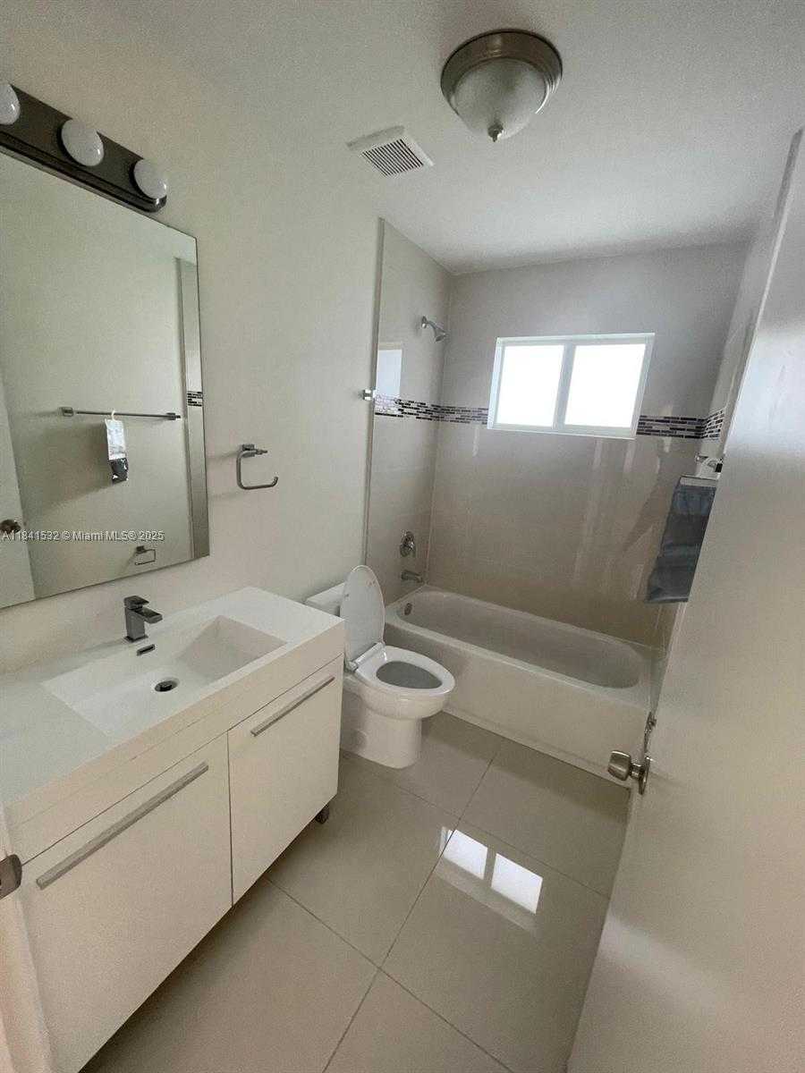 Small Image of 2121 NORTH WEST 72ND ST #2, Golden Beach Number 4