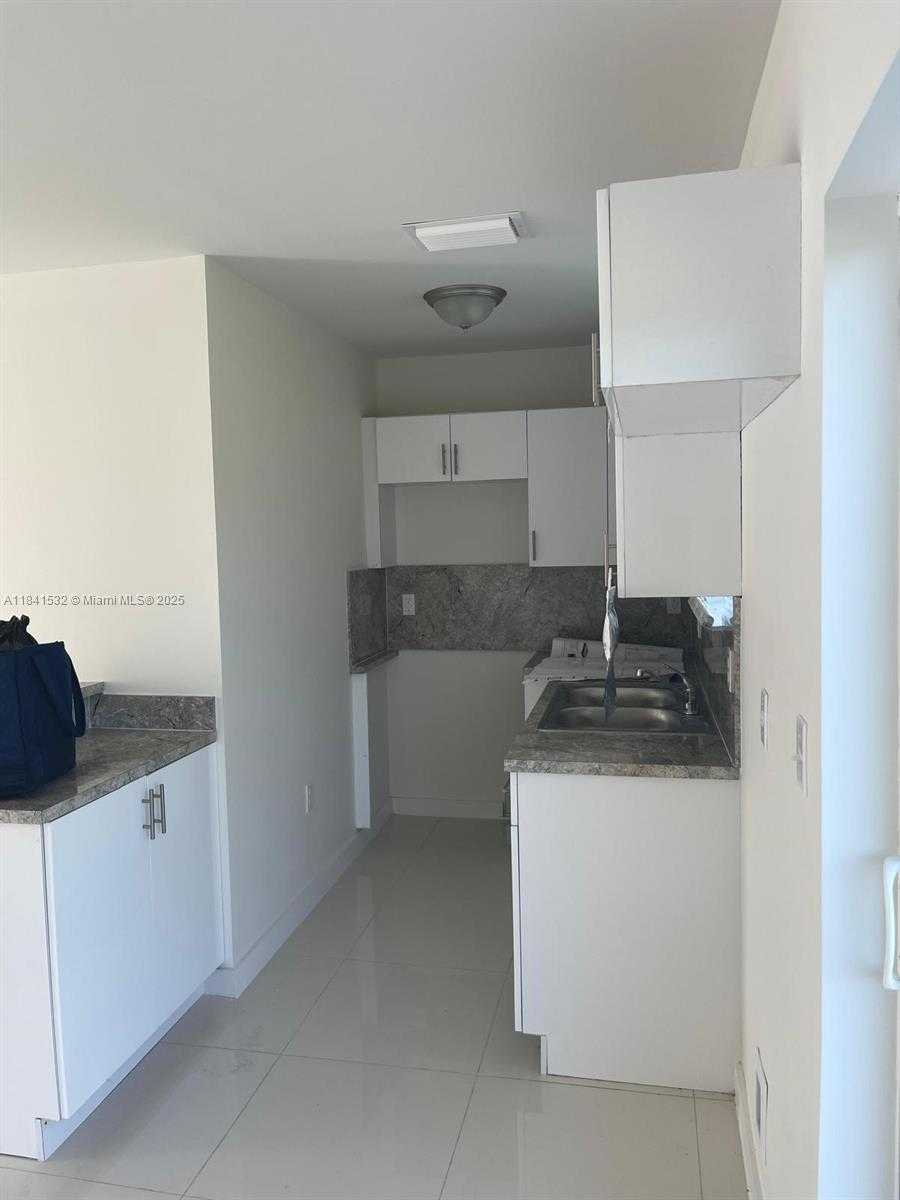 Small Image of 2121 NORTH WEST 72ND ST #2, Golden Beach Number 6
