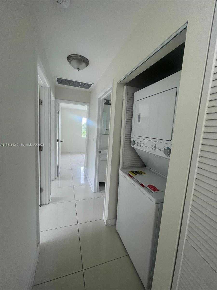 Small Image of 2121 NORTH WEST 72ND ST #2, Golden Beach Number 7
