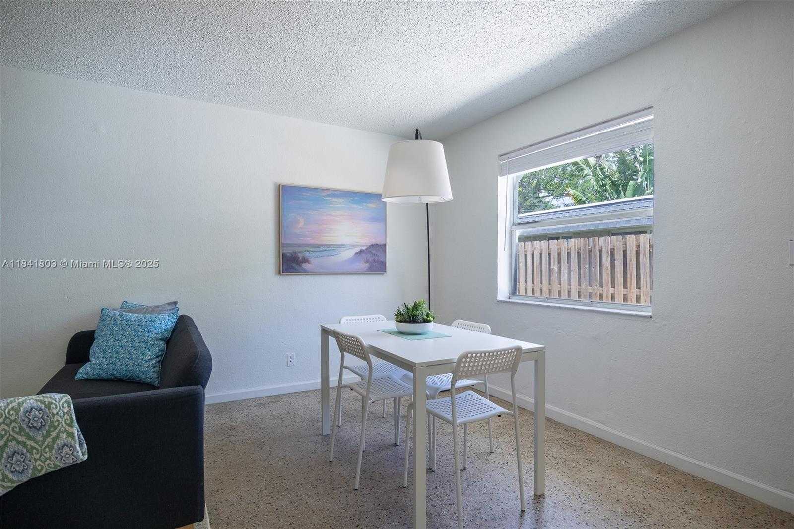 Small Image of 605 SOUTH WEST 14TH TER #4, Fort Lauderdale Number 14