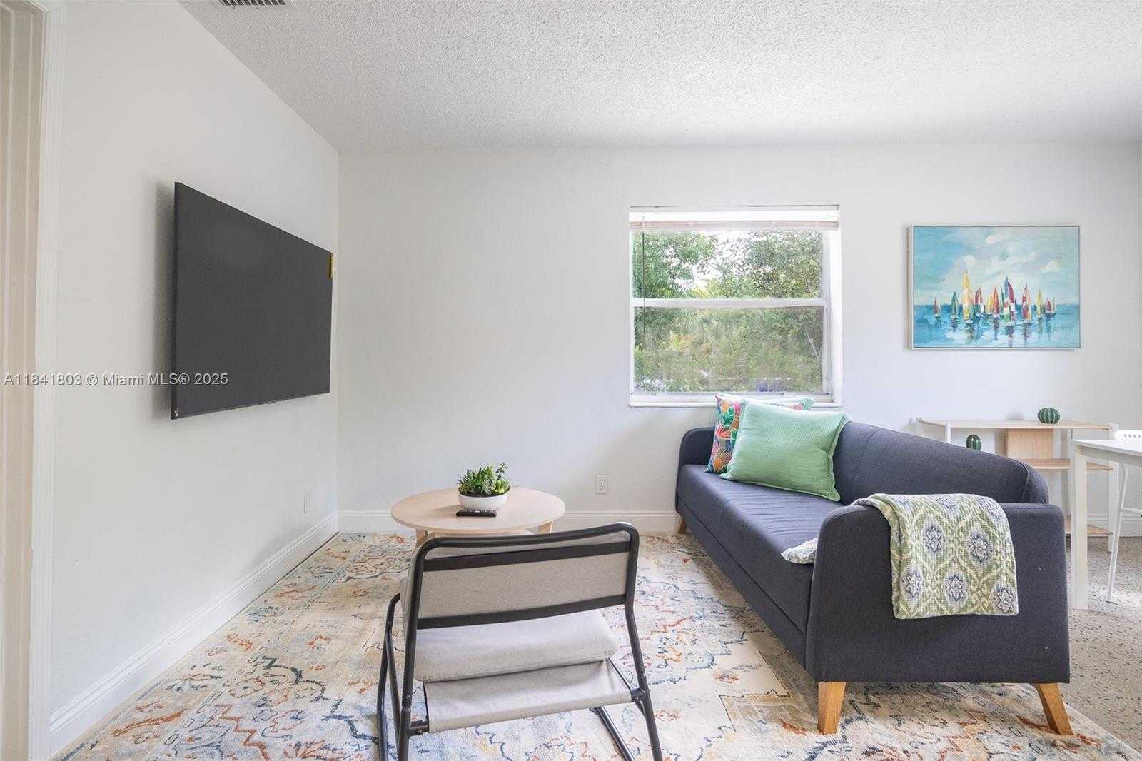 Small Image of 605 SOUTH WEST 14TH TER #4, Fort Lauderdale Number 40