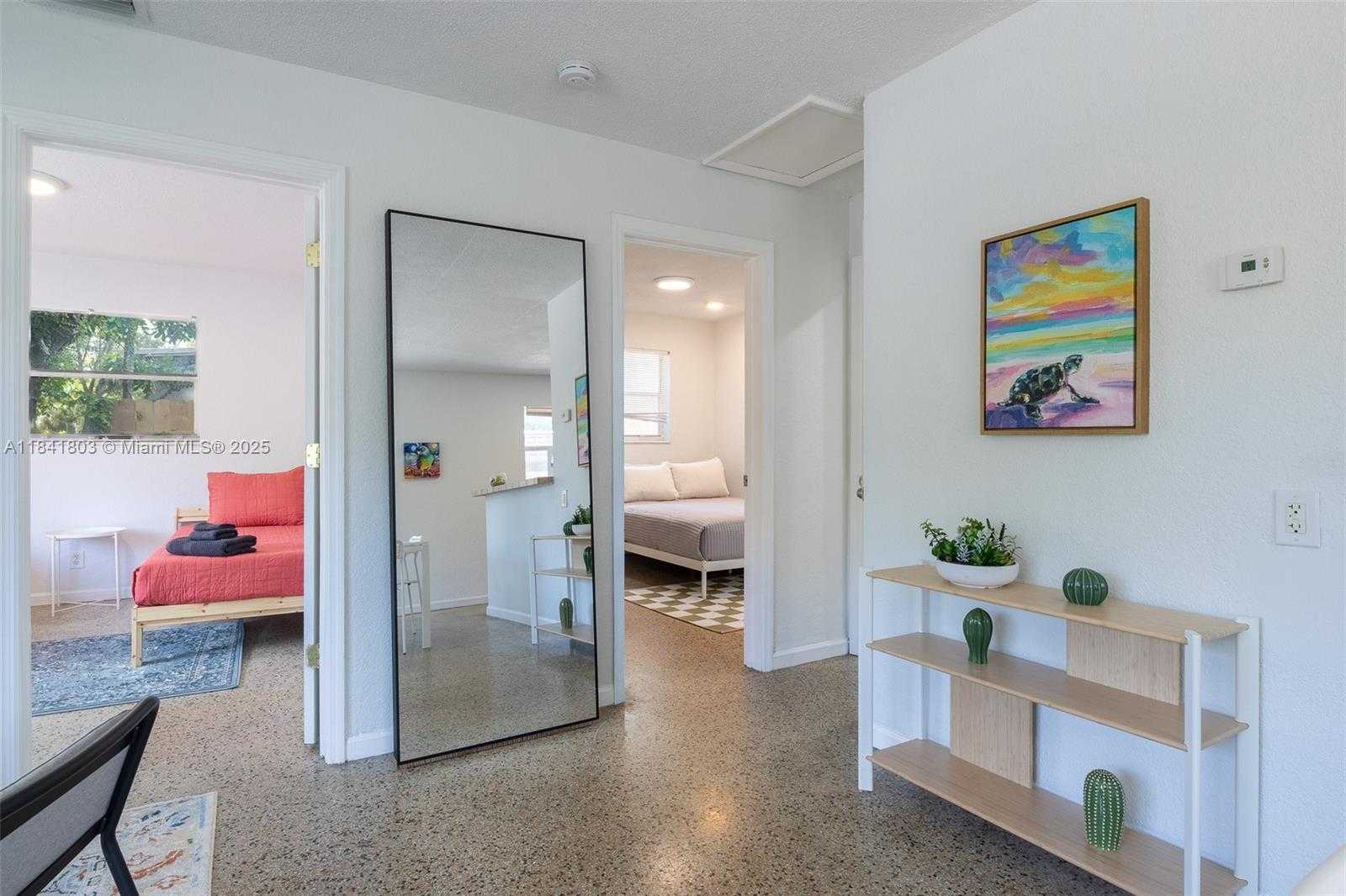 Small Image of 605 SOUTH WEST 14TH TER #4, Fort Lauderdale Number 7