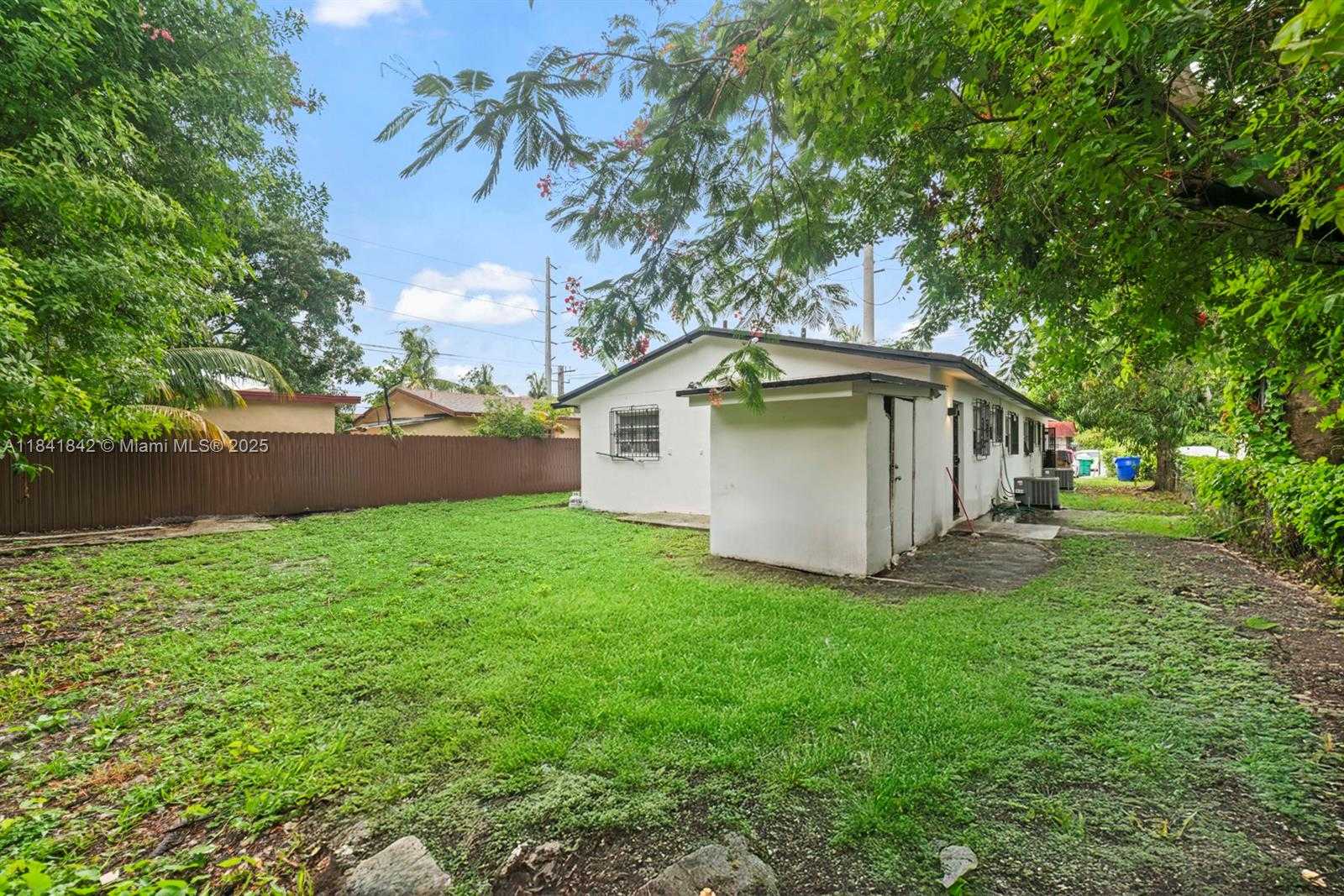 Small Image of 5720 NORTH WEST 3RD AVE, Miami Number 24