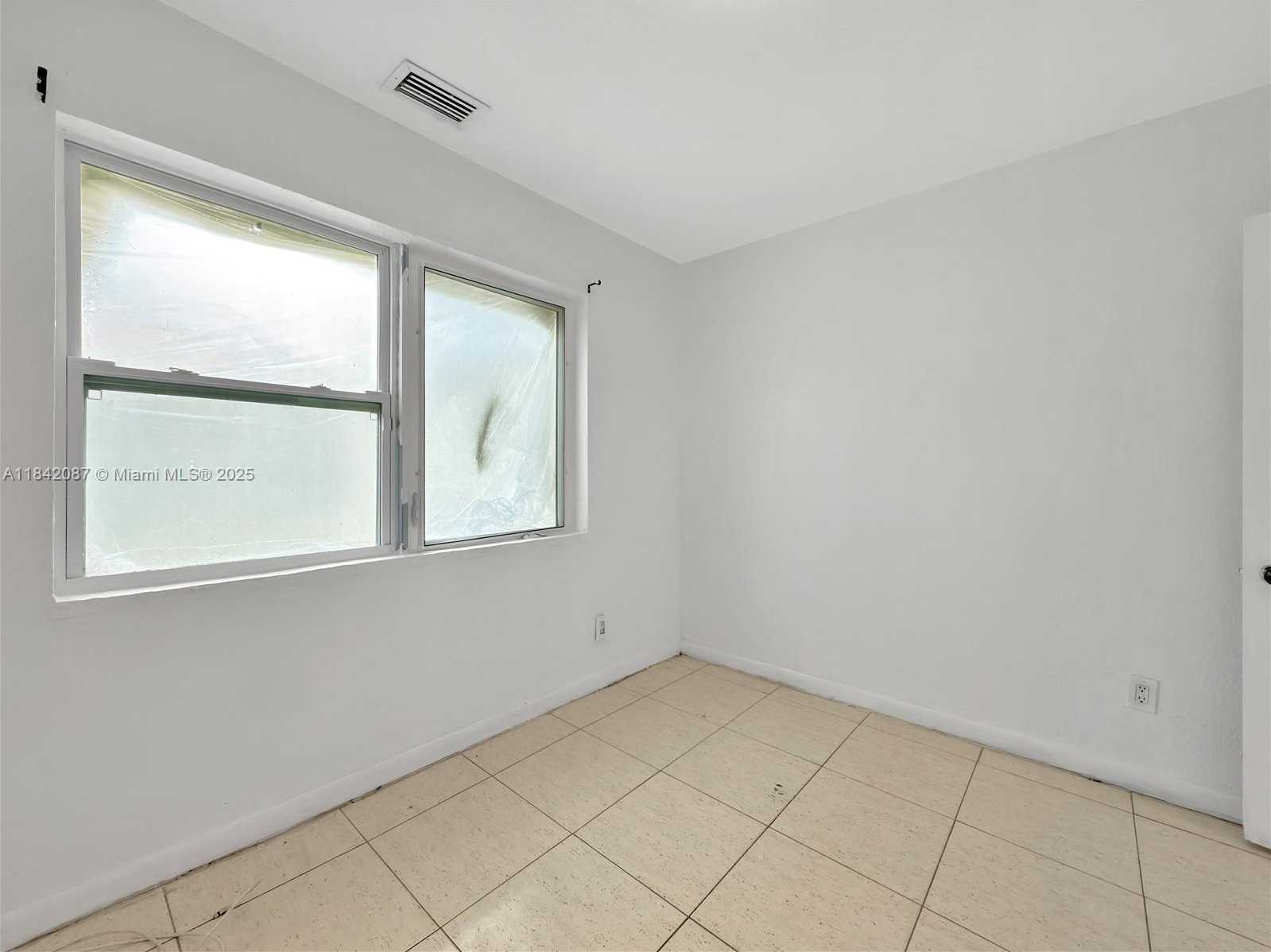 Small Image of 7770 NORTH WEST 9TH AVE, Miami Number 13