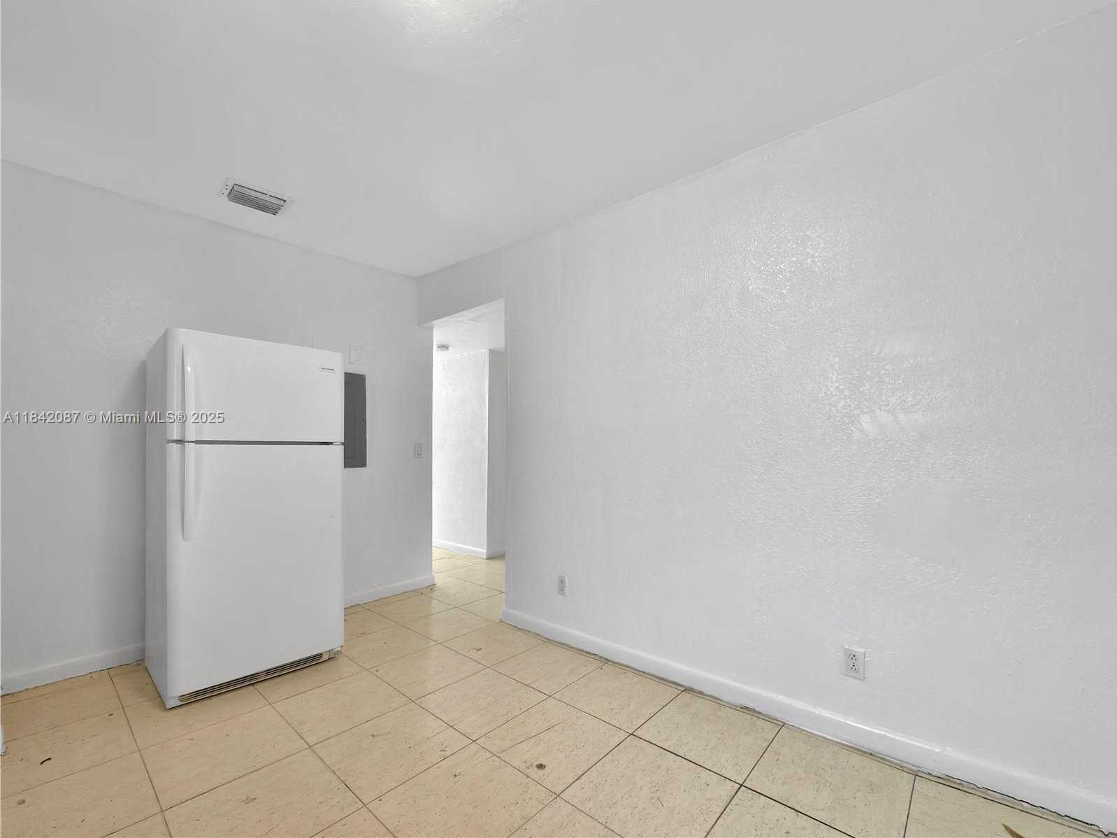 Small Image of 7770 NORTH WEST 9TH AVE, Miami Number 17