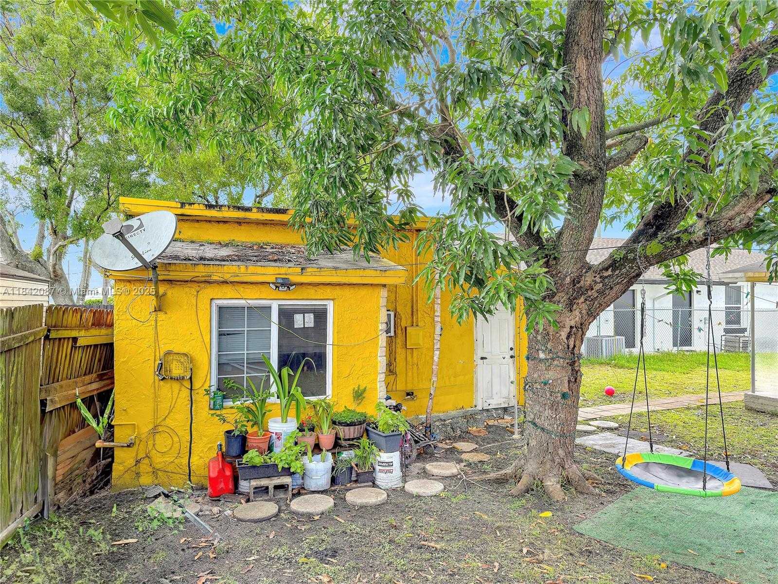 Small Image of 7770 NORTH WEST 9TH AVE, Miami Number 19