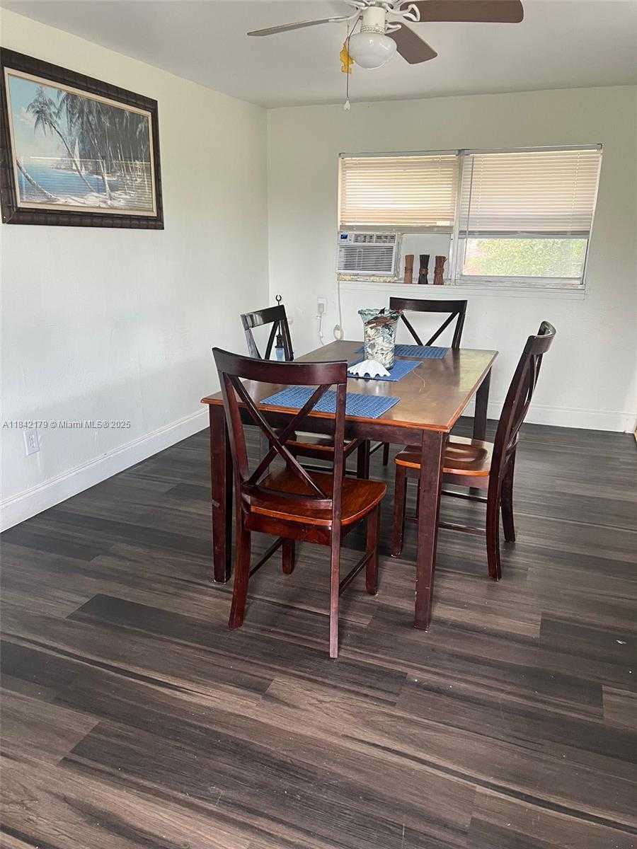 Small Image of 616 13TH ST, West Palm Beach Number 8