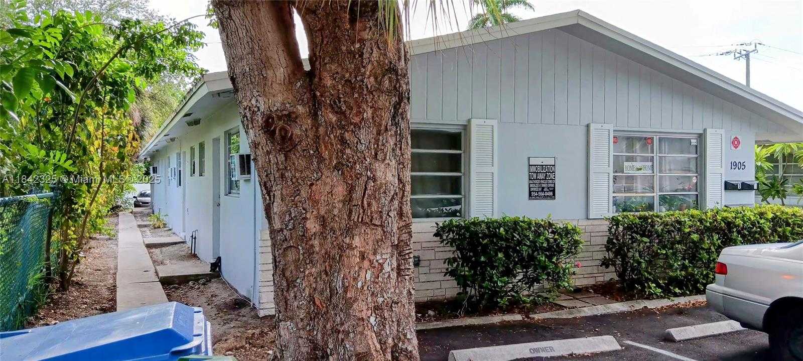 Small Image of 1905 MIAMI RD #4, Fort Lauderdale Number 7