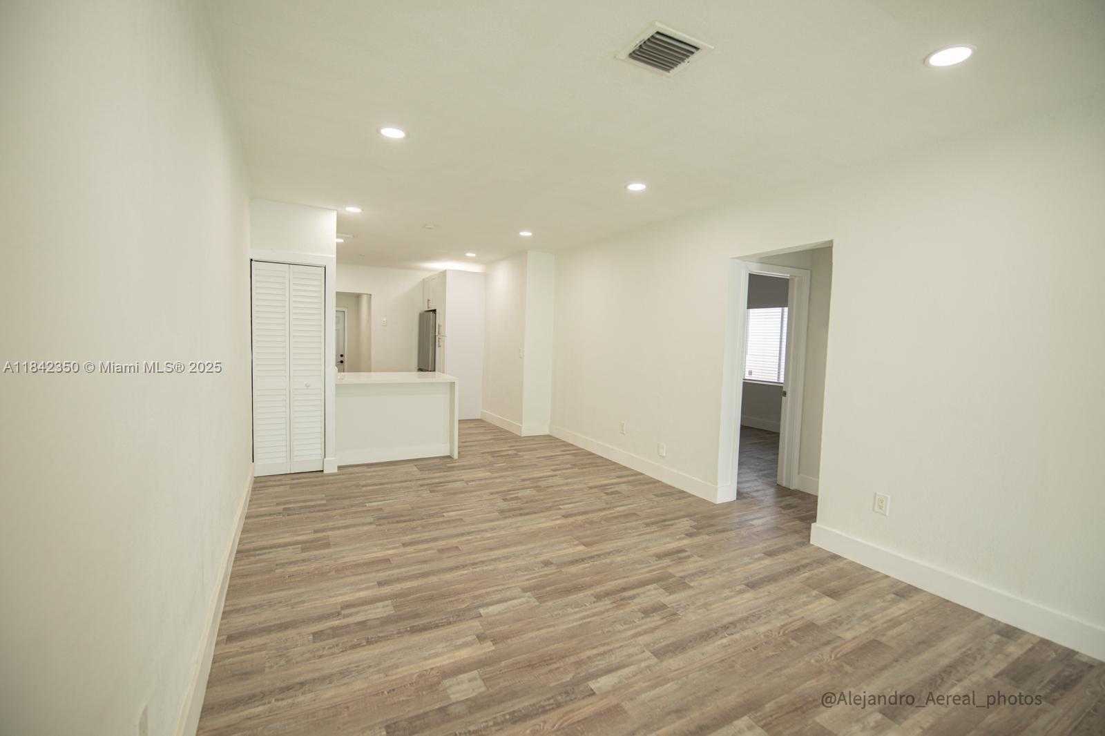 Small Image of 3045 SOUTH WEST 21ST ST, Miami Number 12