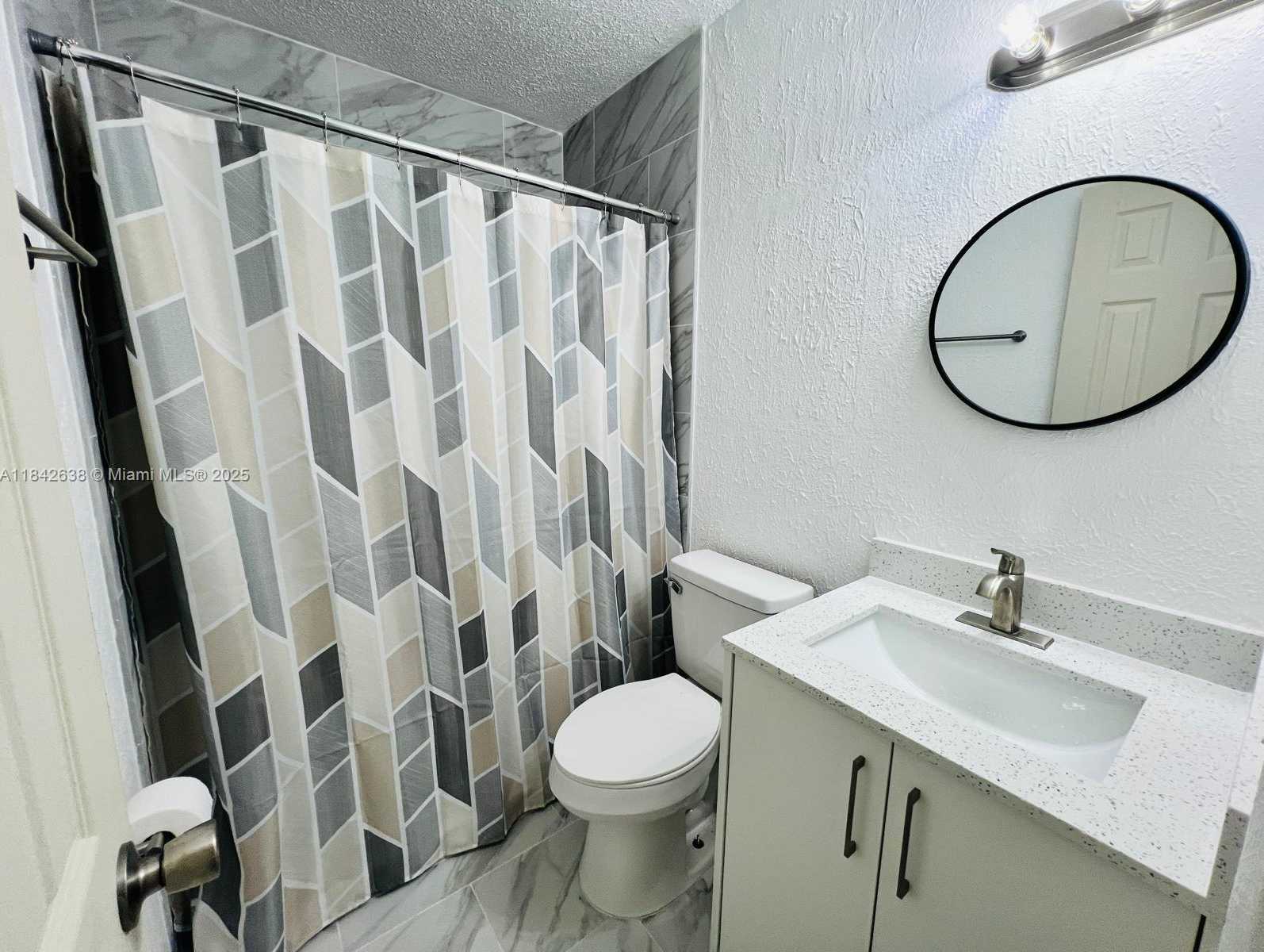 Small Image of 2019 COLMAR AVE, Sebring Number 5