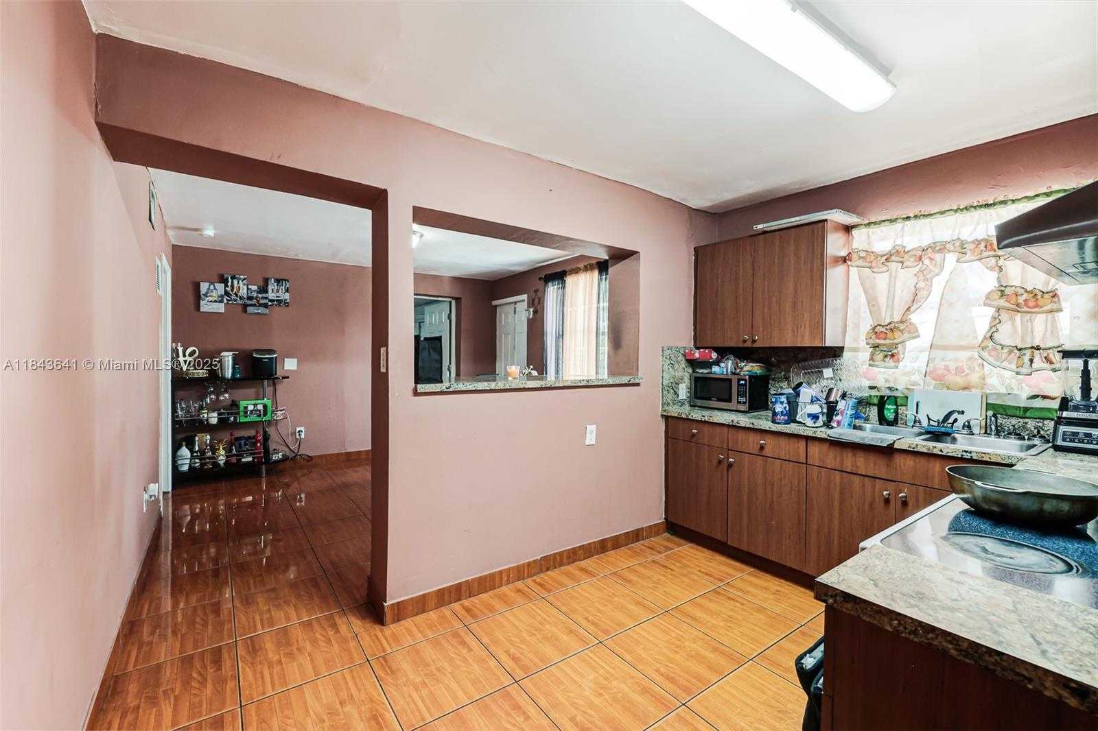 Small Image of 578 NORTH WEST 97TH ST #2, Miami Number 17