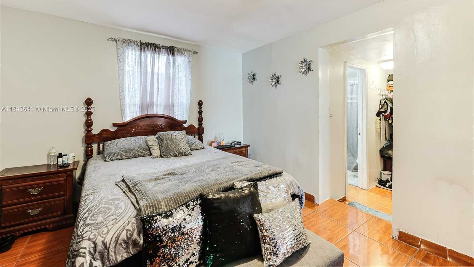 Small Image of 578 NORTH WEST 97TH ST #2, Miami Number 37