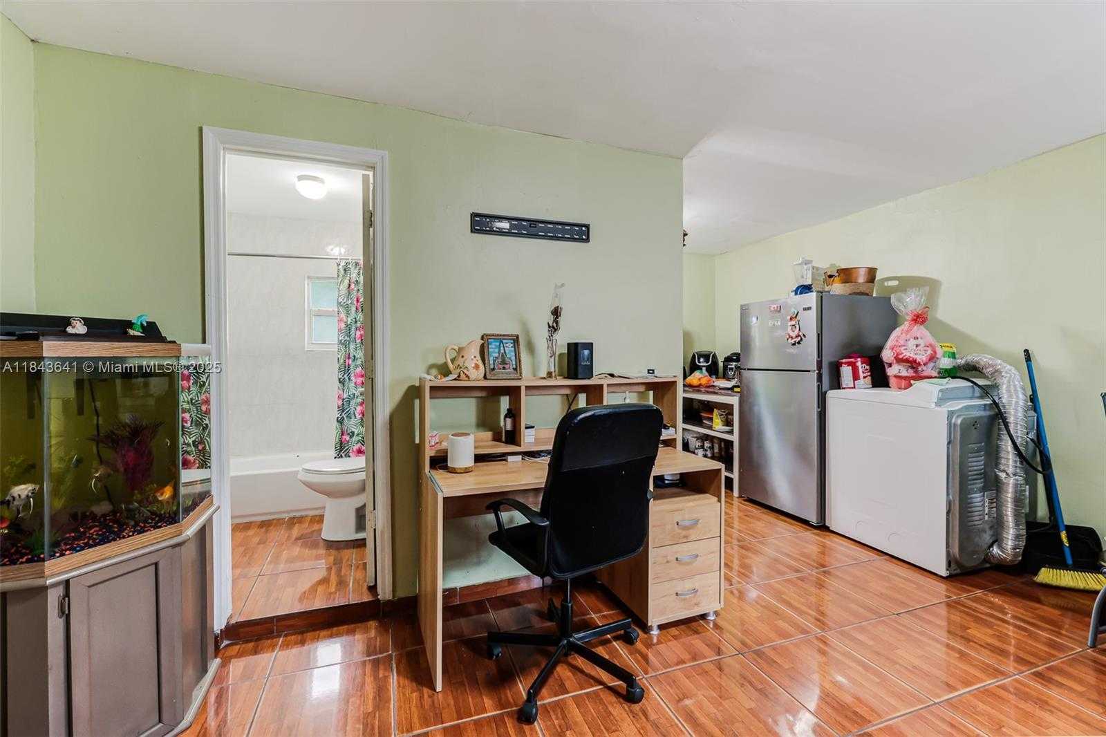 Small Image of 578 NORTH WEST 97TH ST #2, Miami Number 48
