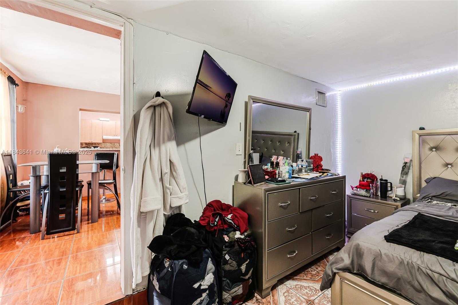 Small Image of 578 NORTH WEST 97TH ST #2, Miami Number 49