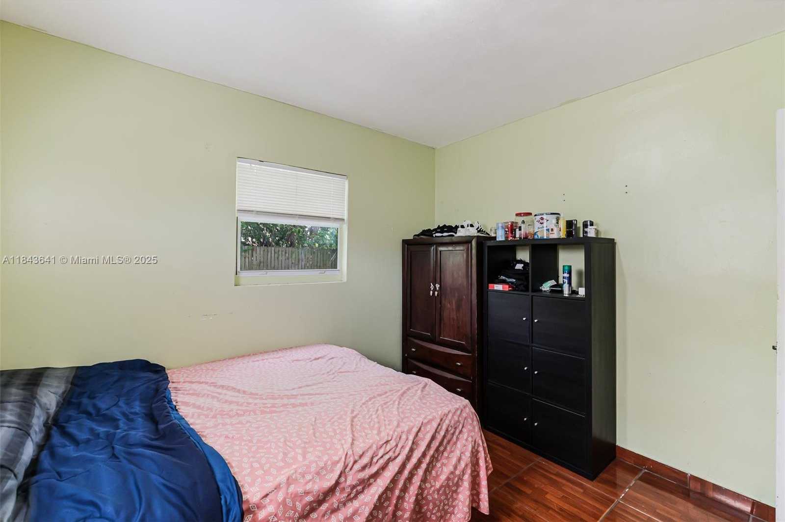 Small Image of 578 NORTH WEST 97TH ST #2, Miami Number 60