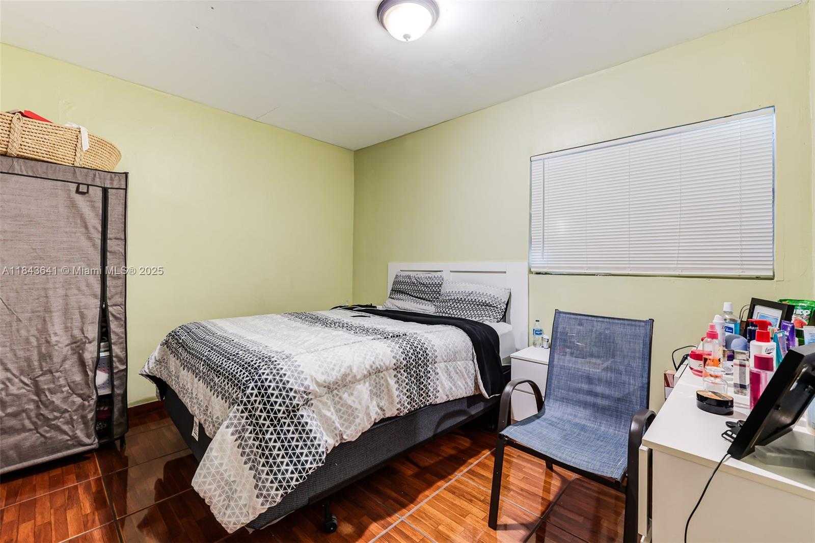 Small Image of 578 NORTH WEST 97TH ST #2, Miami Number 65
