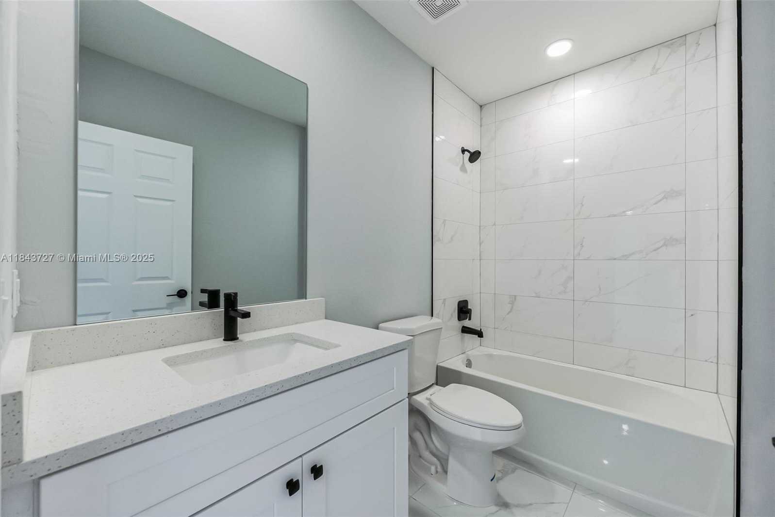 Small Image of 1315 DIPLOMAT PKWY E #2, Cape Coral Number 7
