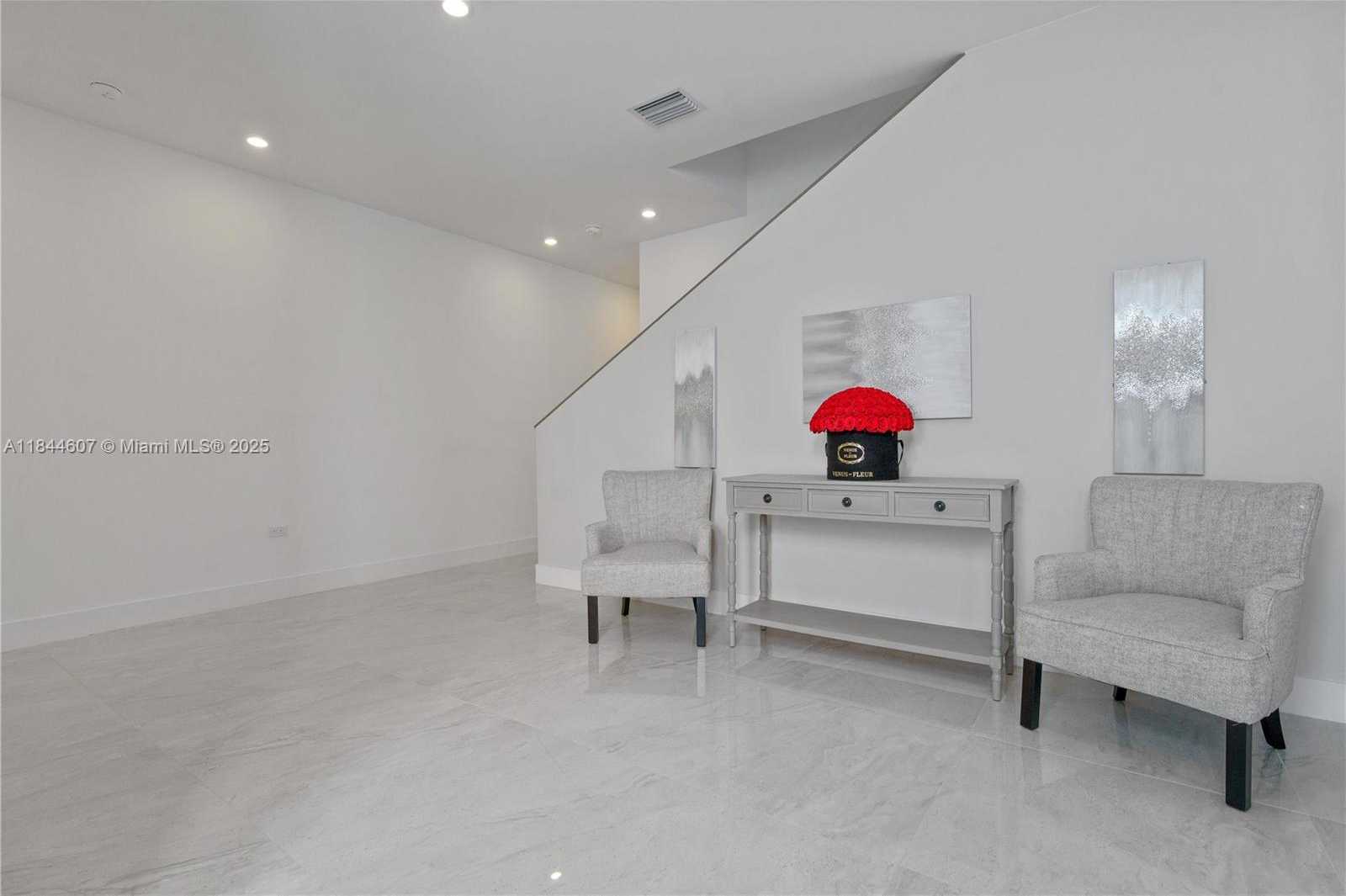 Small Image of 2887 SOUTH WEST 33RD AVE #2, Miami Number 8