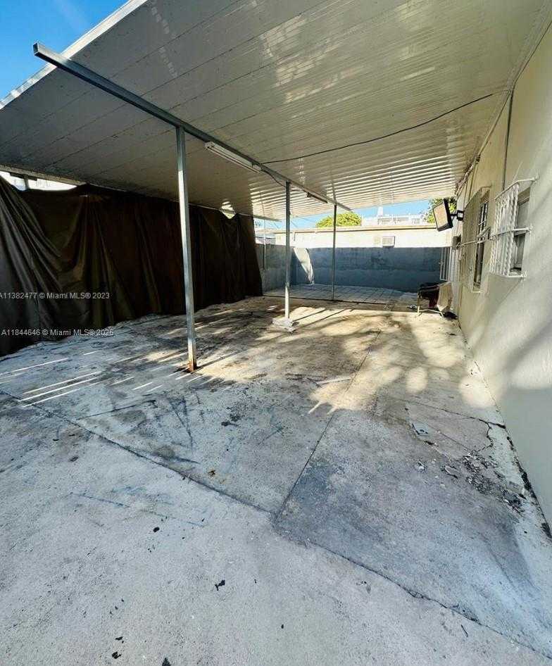 Small Image of 2215 NORTH WEST 33RD ST, Miami Number 13