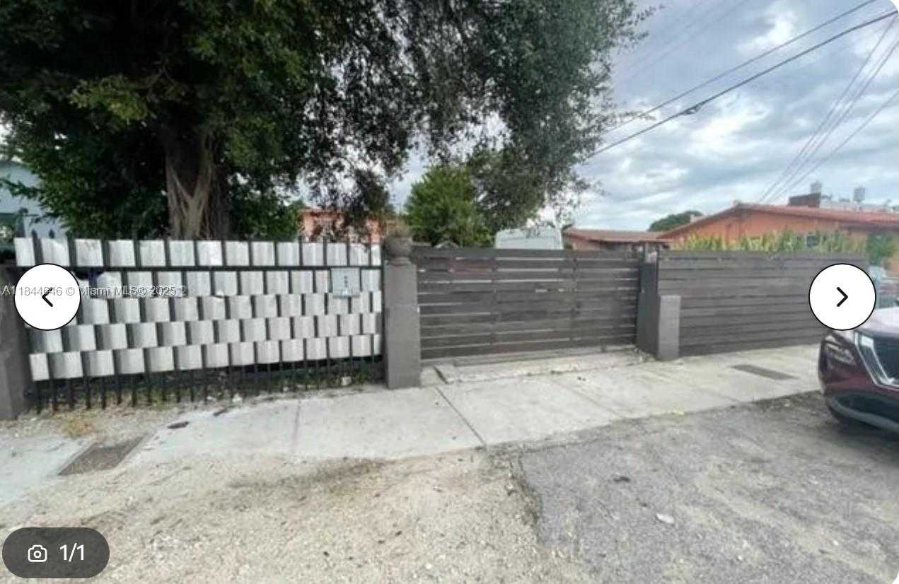 Small Image of 2215 NORTH WEST 33RD ST, Miami Number 14