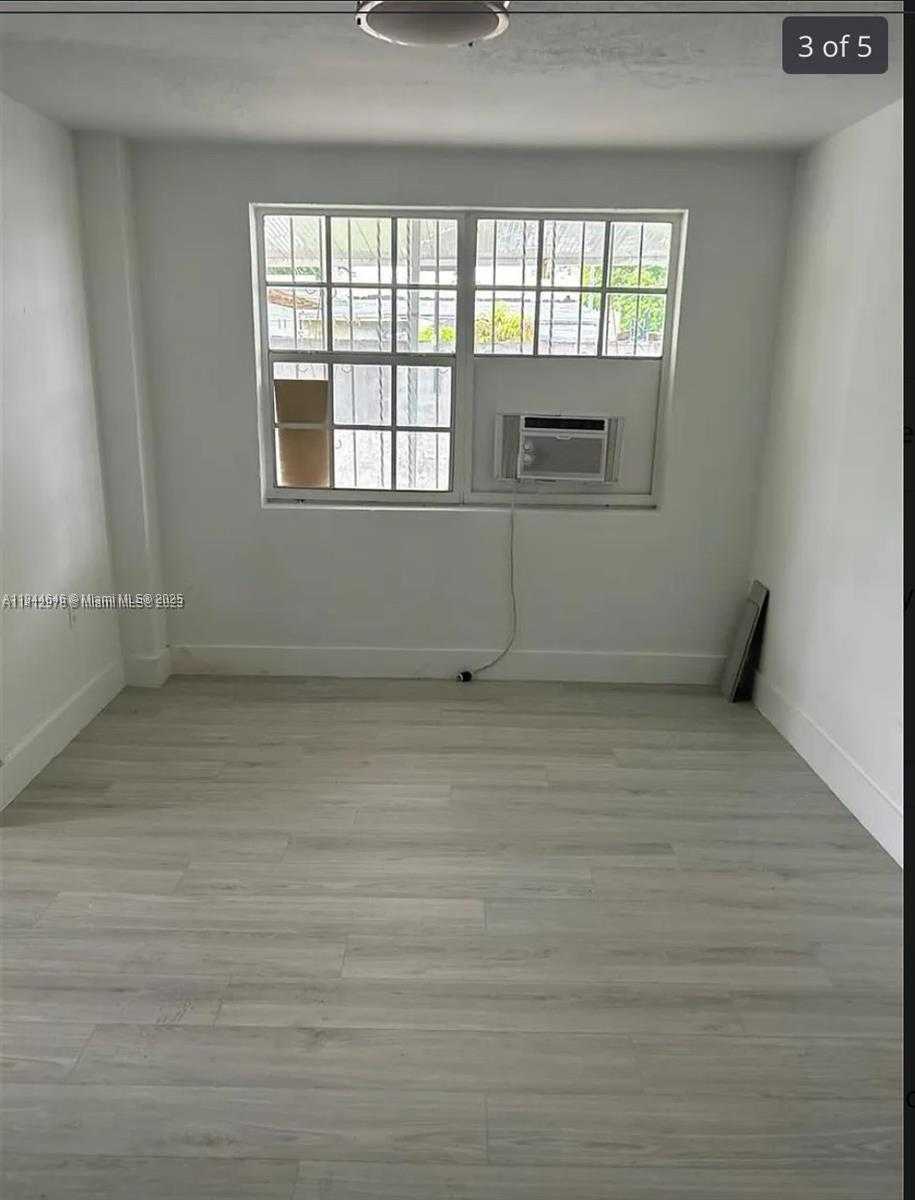 Small Image of 2215 NORTH WEST 33RD ST, Miami Number 6
