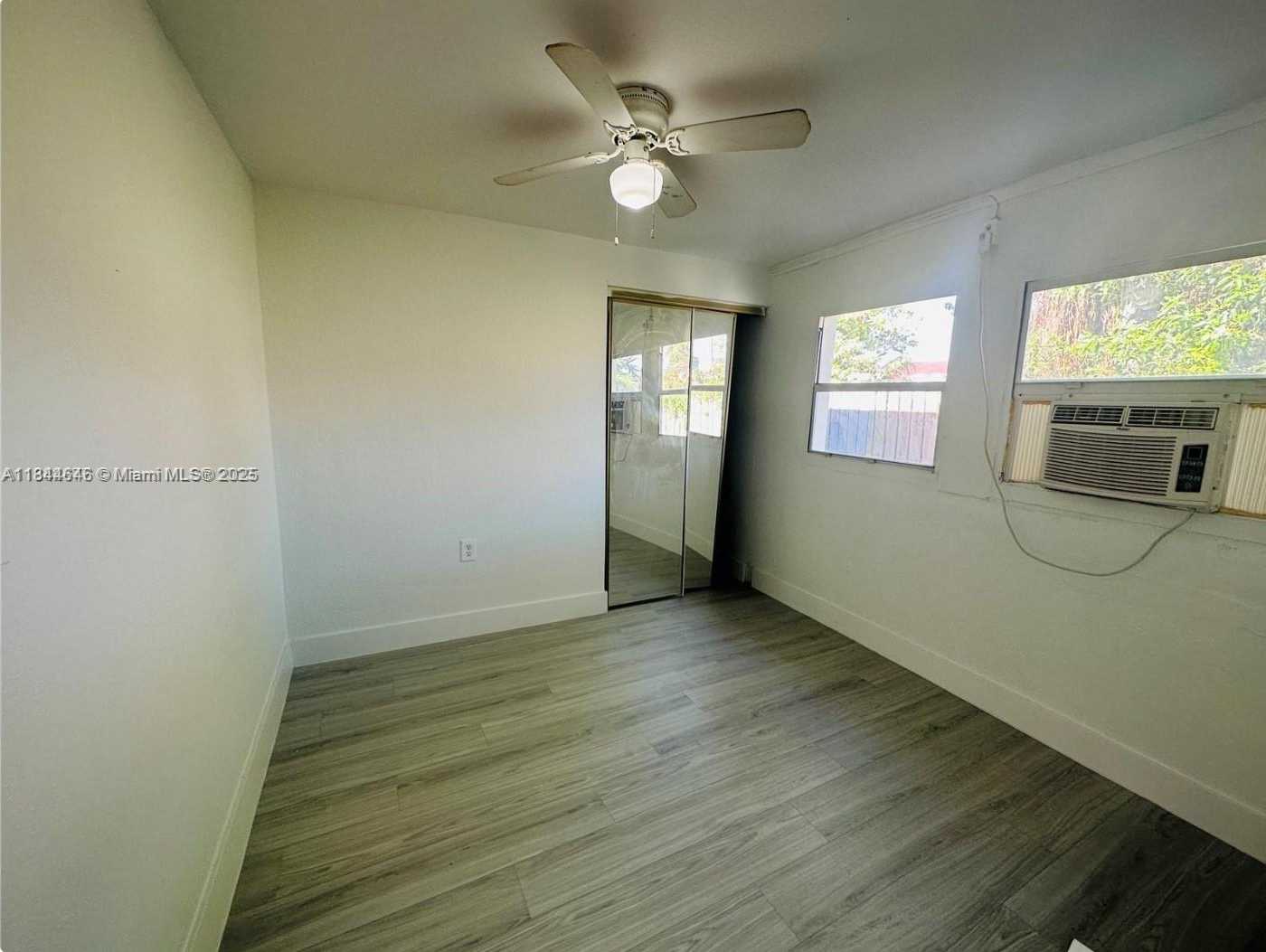 Small Image of 2215 NORTH WEST 33RD ST, Miami Number 8