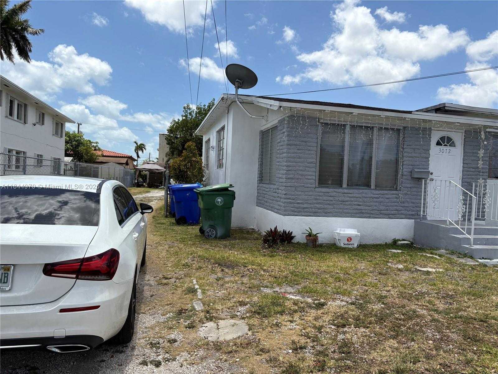 Small Image of 3072 SOUTH WEST 16TH ST, Miami Number 11