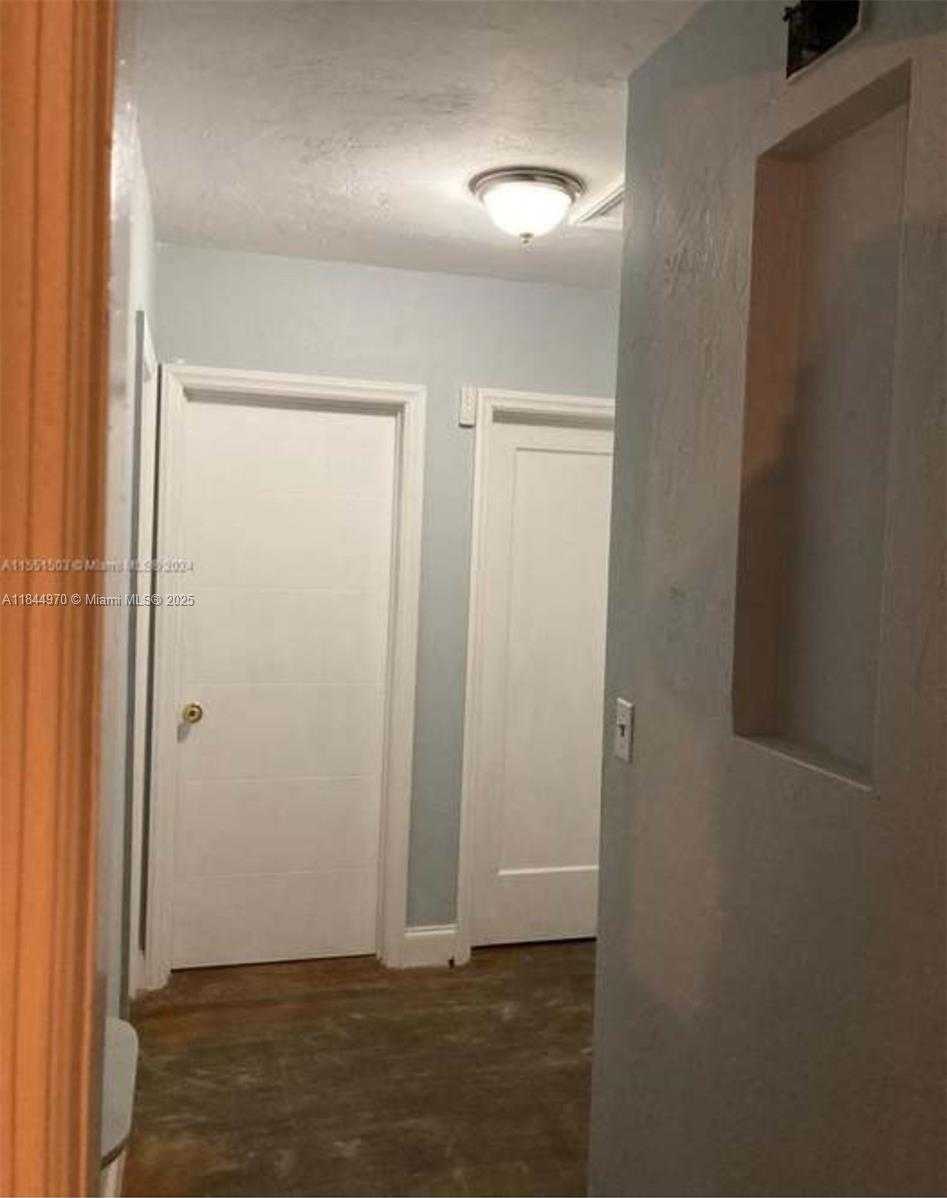 Small Image of 3072 SOUTH WEST 16TH ST, Miami Number 31