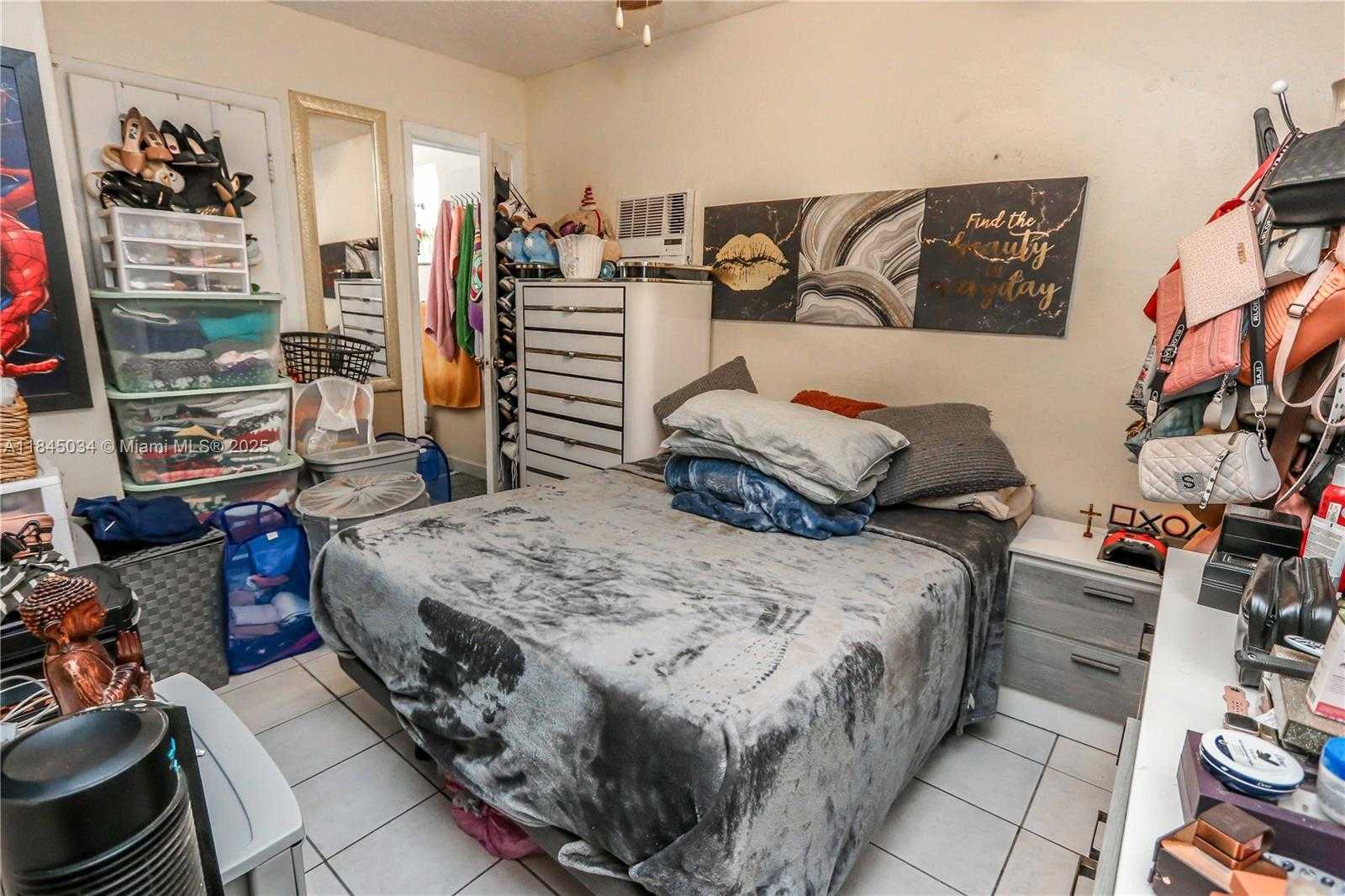Small Image of 190 WEST 33RD ST #4, Hialeah Number 15