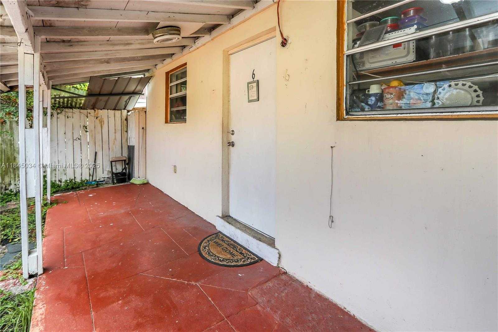 Small Image of 190 WEST 33RD ST #4, Hialeah Number 20