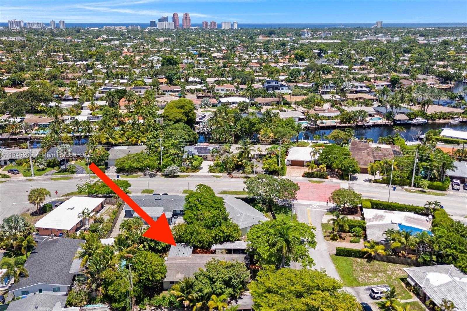 Small Image of 1433 NORTH EAST 22ND ST, Wilton Manors Number 2