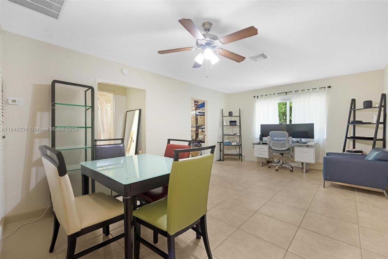 Small Image of 1433 NORTH EAST 22ND ST, Wilton Manors Number 20