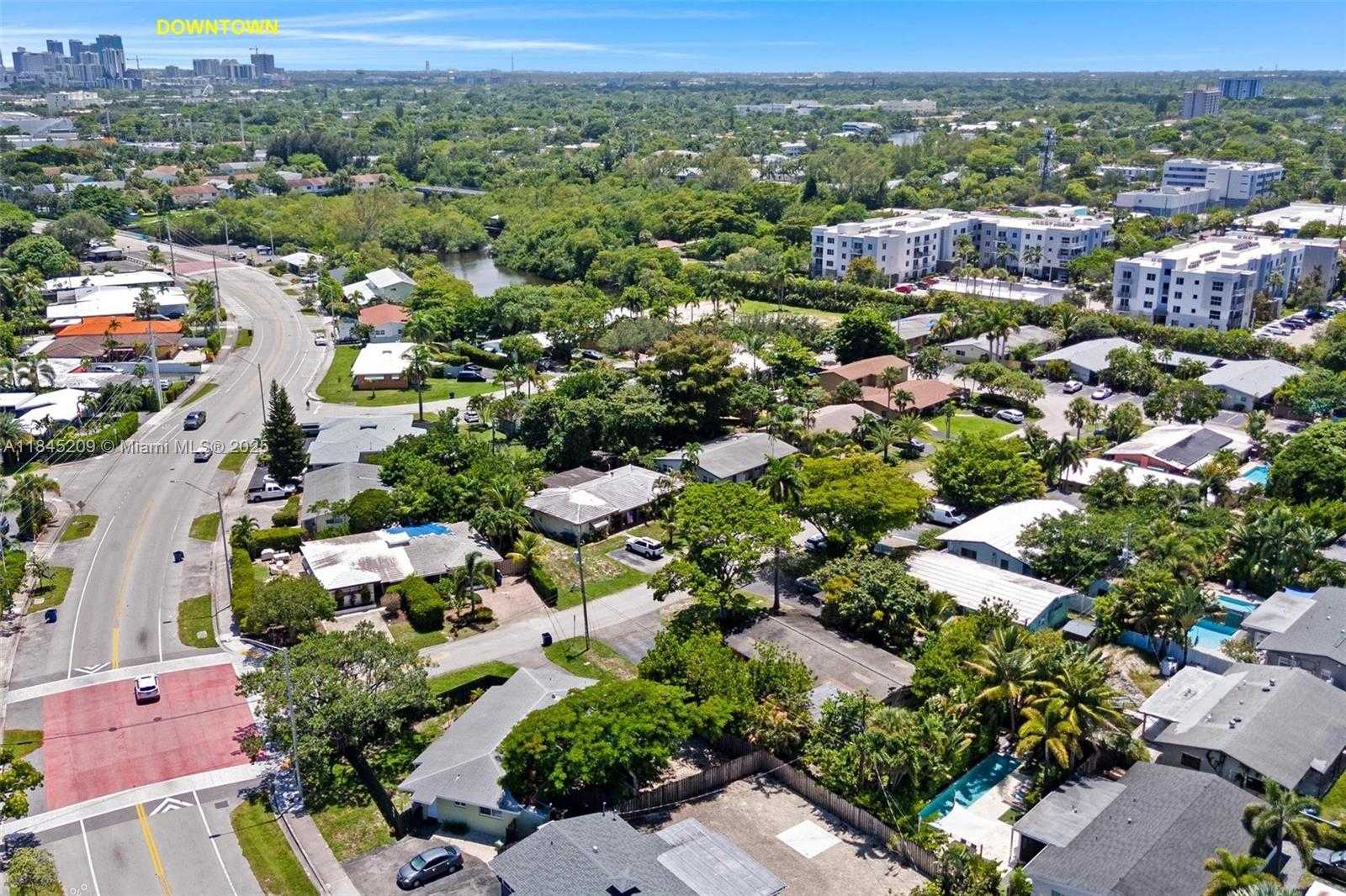 Small Image of 1433 NORTH EAST 22ND ST, Wilton Manors Number 41