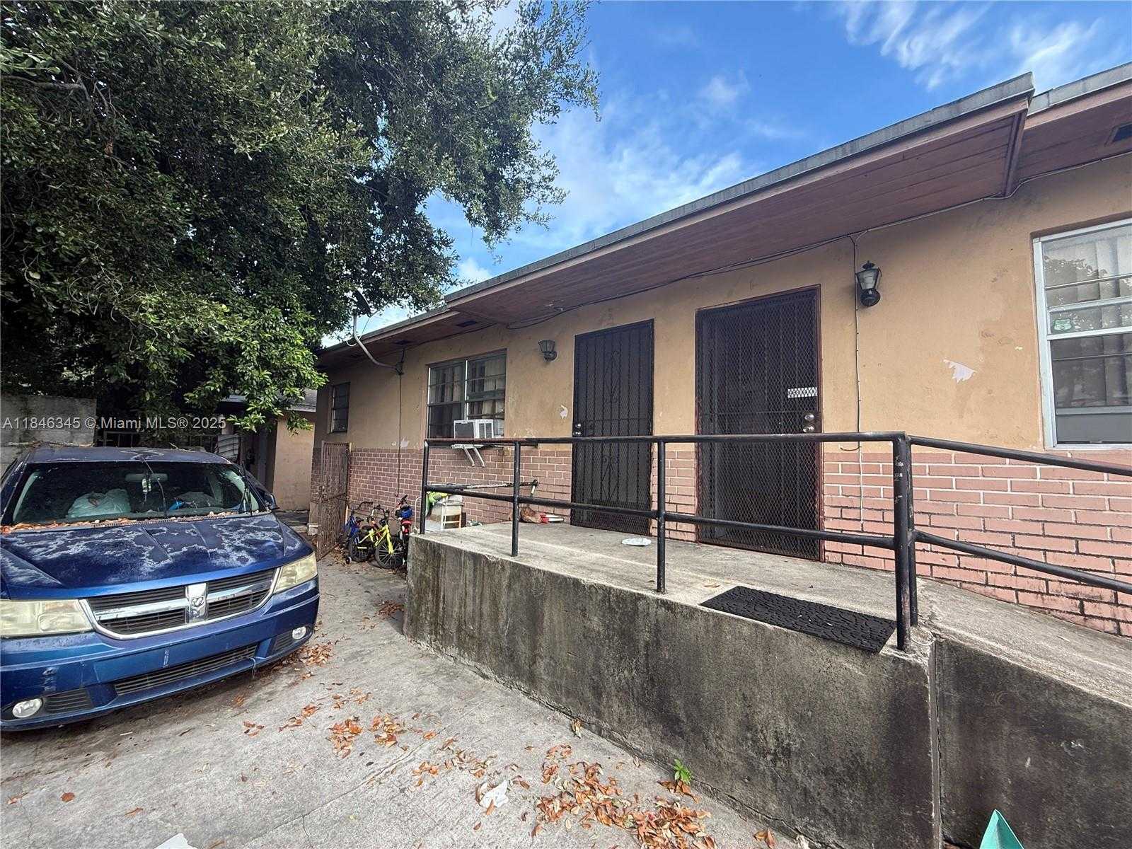 Small Image of 13425 NORTH WEST 31ST AVE, Opa-Locka Number 2