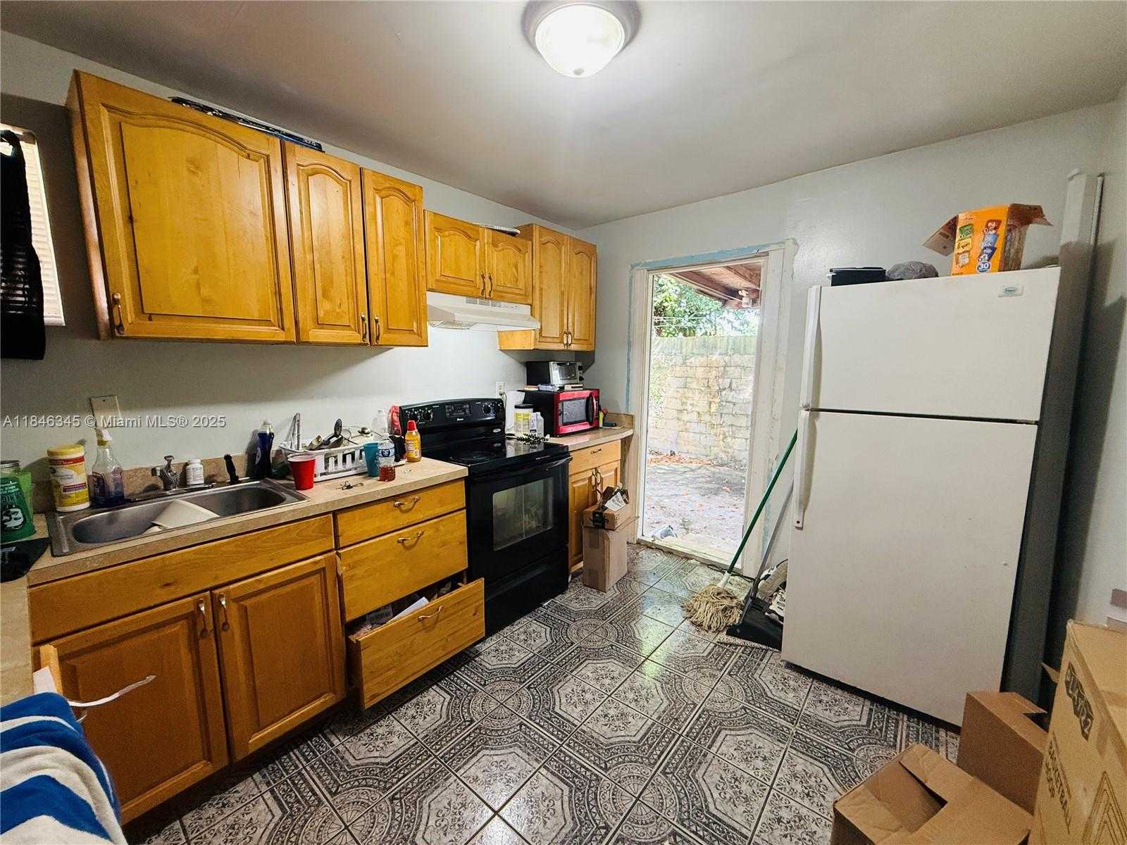 Small Image of 13425 NORTH WEST 31ST AVE, Opa-Locka Number 29