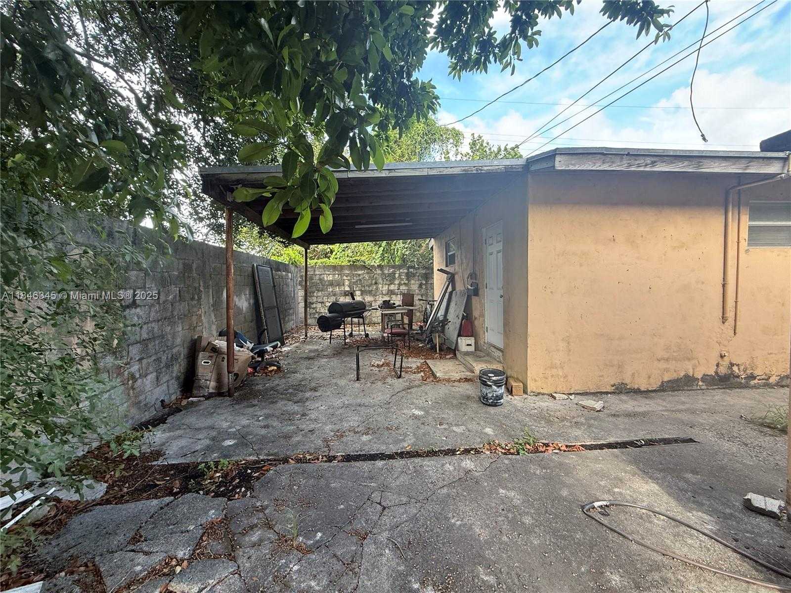 Small Image of 13425 NORTH WEST 31ST AVE, Opa-Locka Number 33