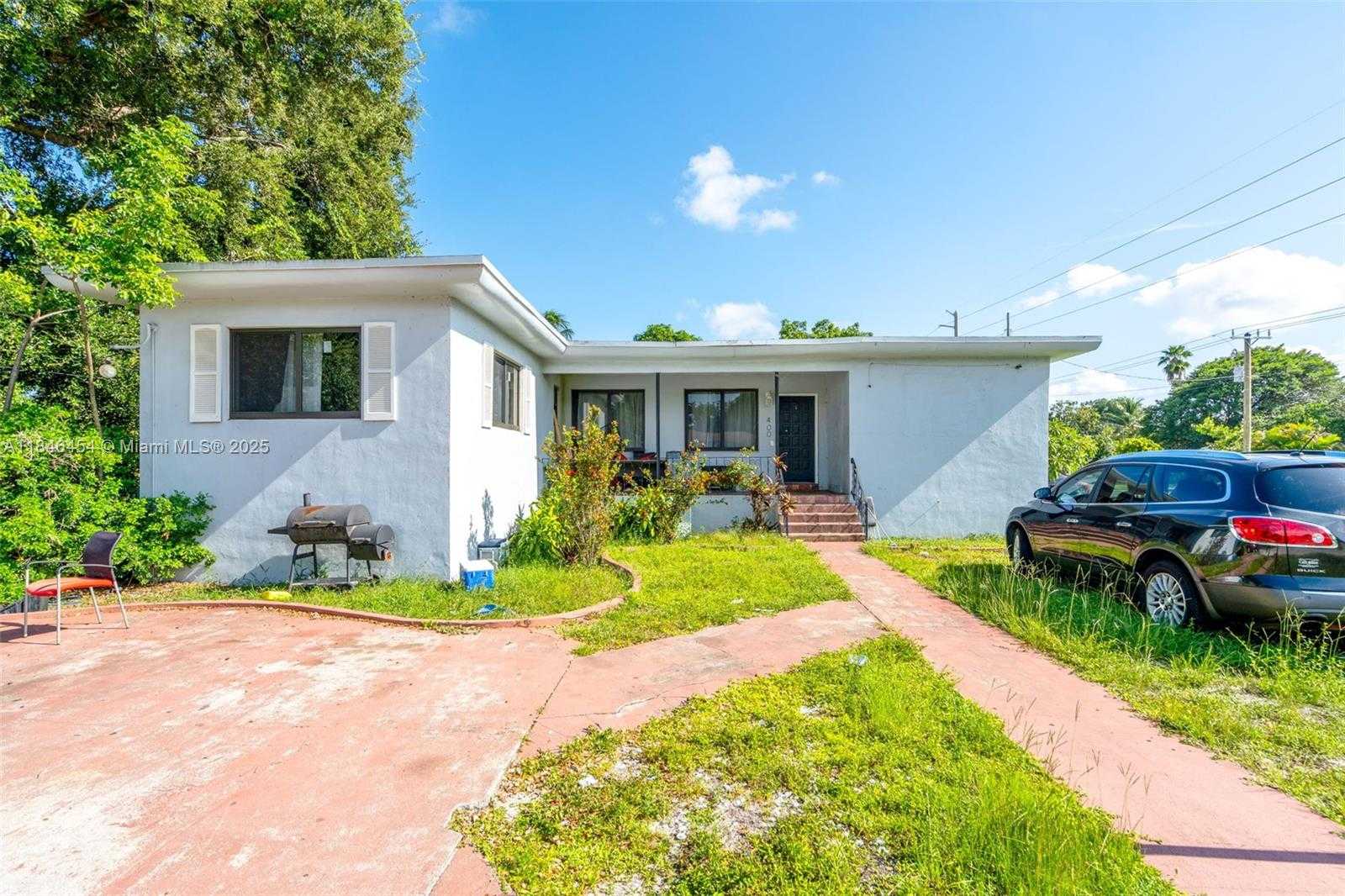 Small Image of 1400 NORTH EAST 148TH ST, Miami Number 2