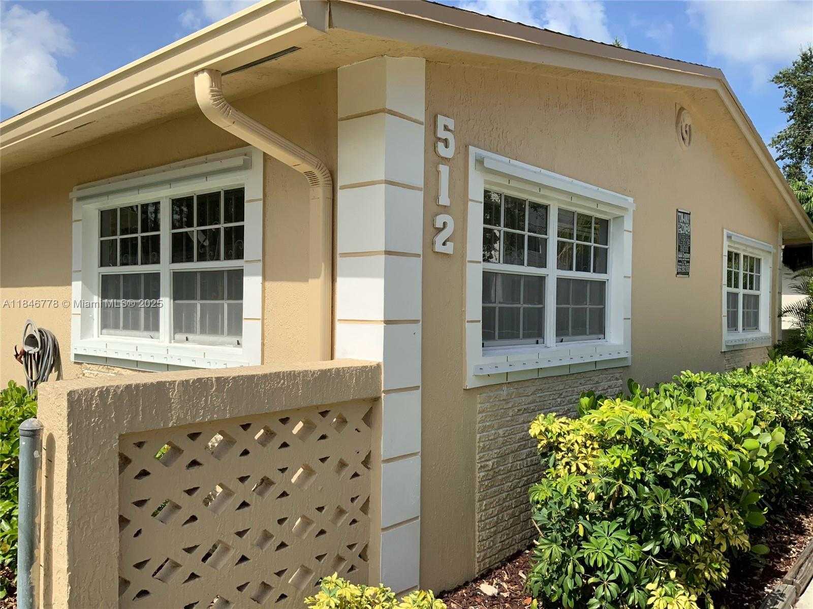 Small Image of 512 SOUTH WEST 10TH ST, Hallandale Beach Number 19
