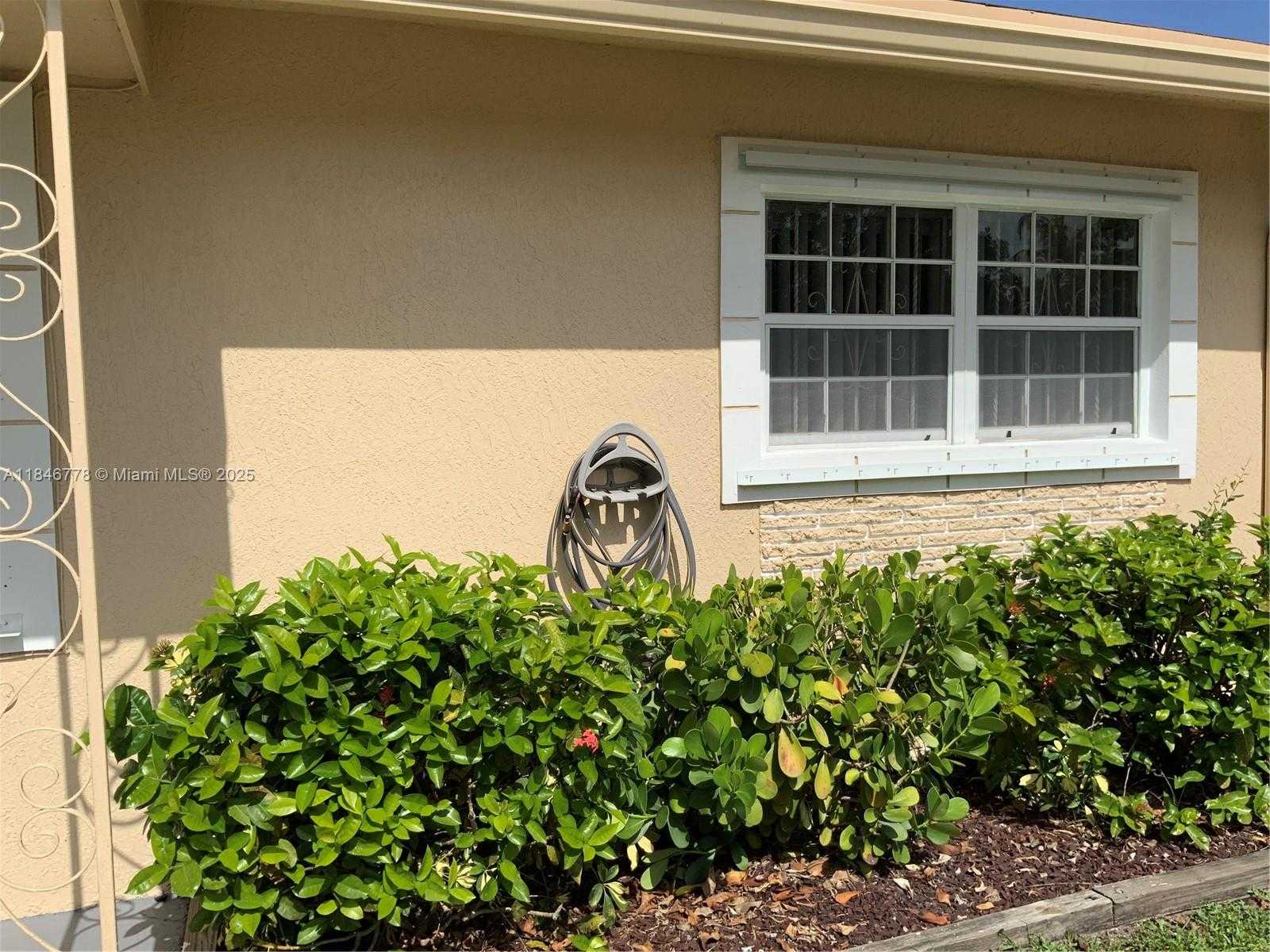 Small Image of 512 SOUTH WEST 10TH ST, Hallandale Beach Number 20