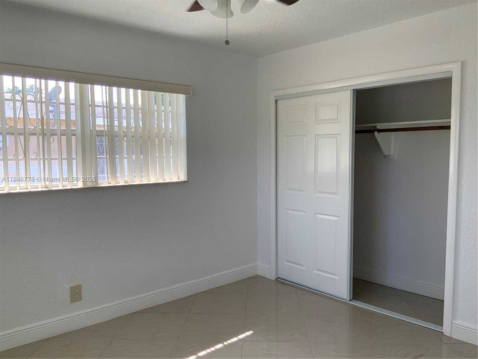 Small Image of 512 SOUTH WEST 10TH ST, Hallandale Beach Number 23