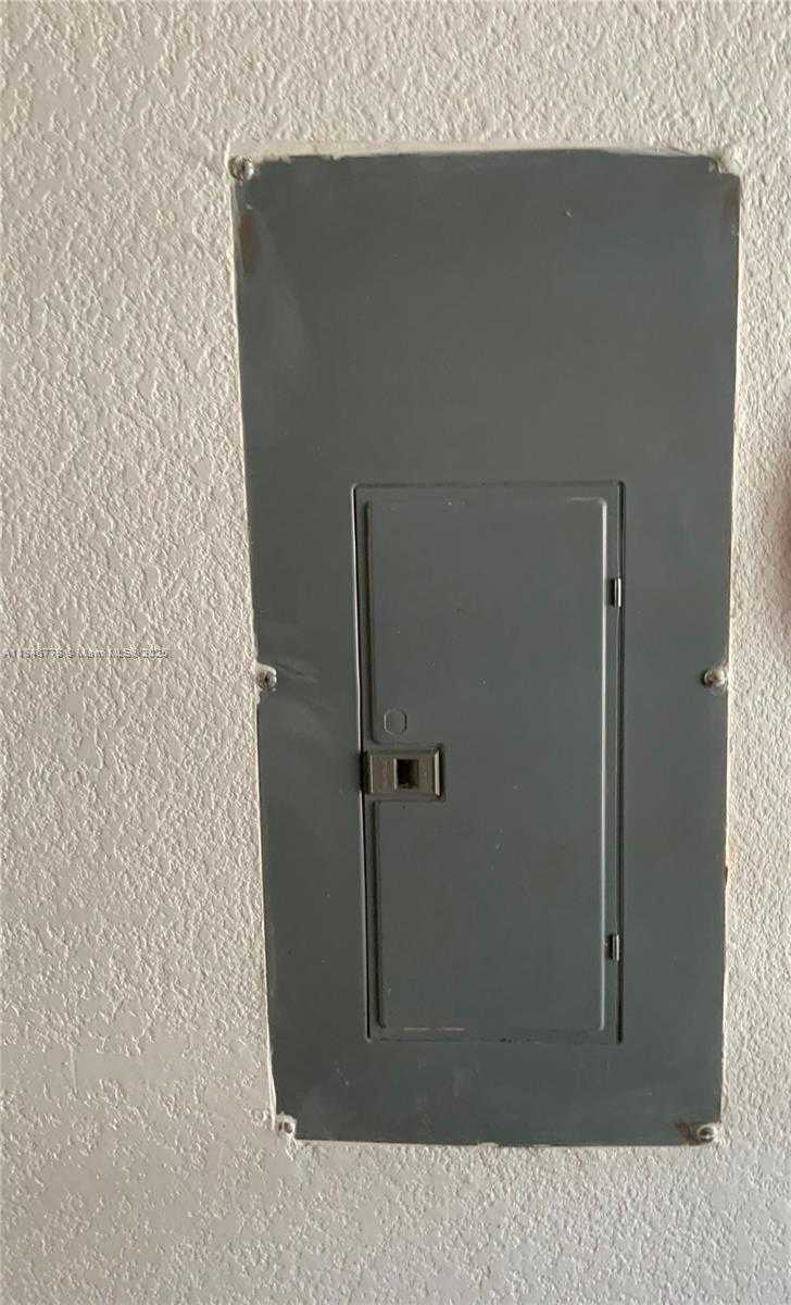 Small Image of 512 SOUTH WEST 10TH ST, Hallandale Beach Number 50
