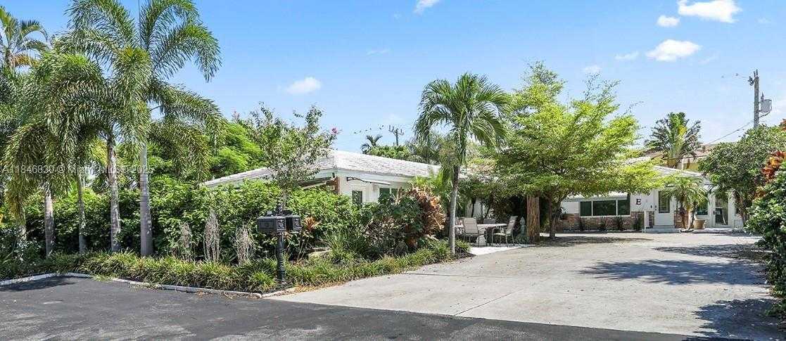 Small Image of 4512 SEAGRAPE DR, Lauderdale By The Sea Number 2