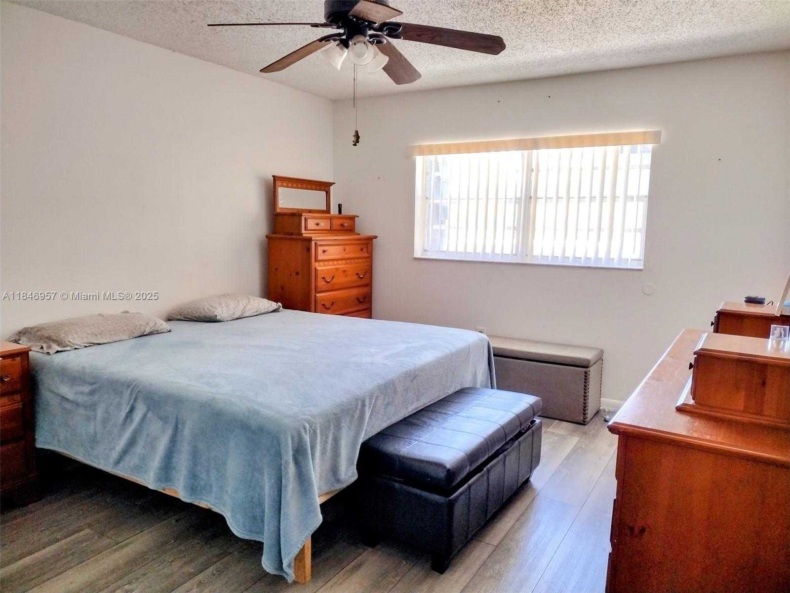 Small Image of 4136 PLACID LAKES BLVD, Lake Placid Number 12