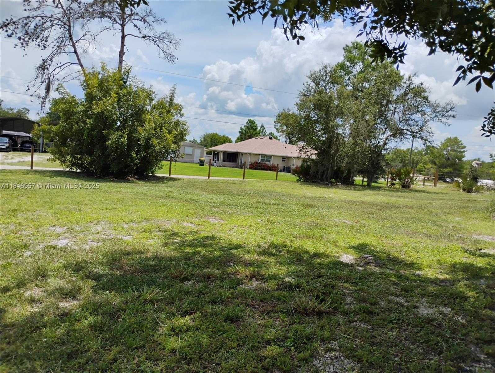 Small Image of 4136 PLACID LAKES BLVD, Lake Placid Number 7