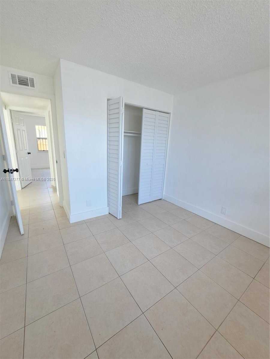Small Image of 1006 10TH ST #4, West Palm Beach Number 12
