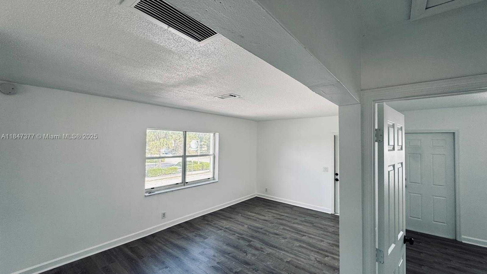Small Image of 1006 10TH ST #4, West Palm Beach Number 18